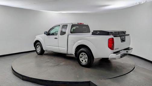 Glacier White 2018 Nissan Frontier S