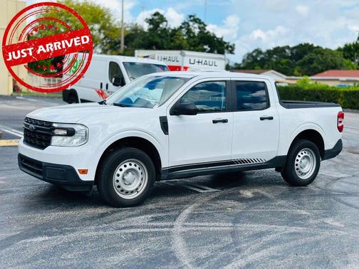 2022 Ford Maverick XL