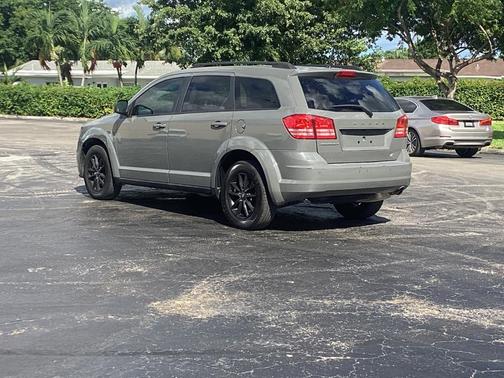 2020 Dodge Journey SE Value