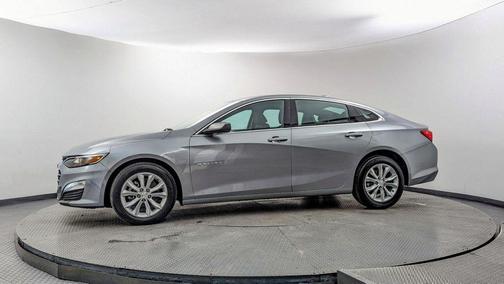 Sterling Gray Metallic 2024 Chevrolet Malibu LT