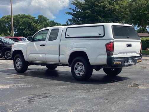 2021 Toyota Tacoma SR