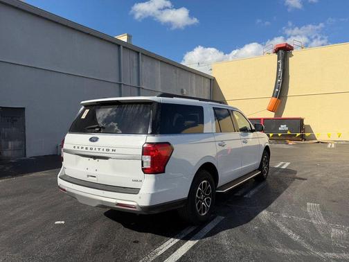 2023 Ford Expedition Max XLT