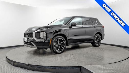 2024 Mitsubishi Outlander SE