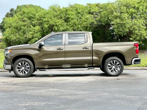 2023 Chevrolet Silverado 1500 LT