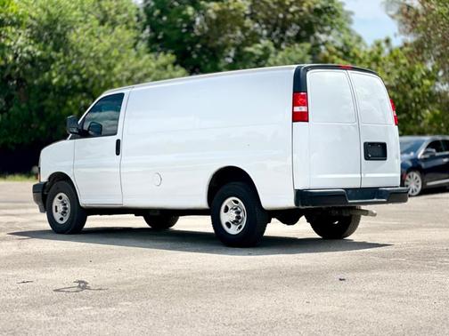 2022 Chevrolet Express 2500 Work Van
