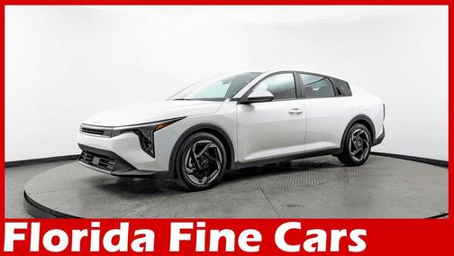 2025 Kia K4 EX