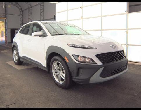 2023 Hyundai KONA SE
