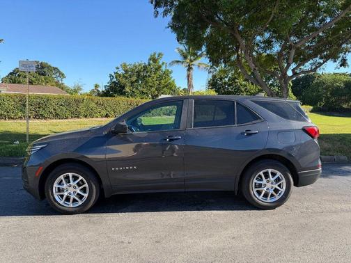 2022 Chevrolet Equinox LS
