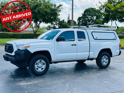 2023 Toyota Tacoma SR