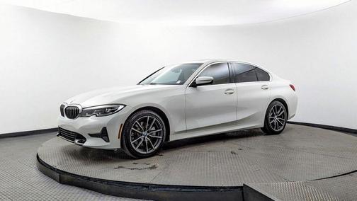 2021 BMW 330 i
