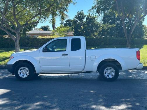 2019 Nissan Frontier S