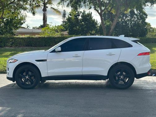 2017 Jaguar F-PACE 35t Premium