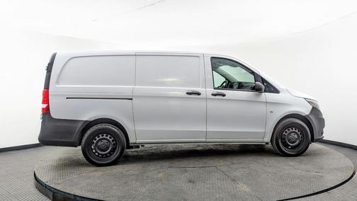 2020 Mercedes-Benz Metris Base