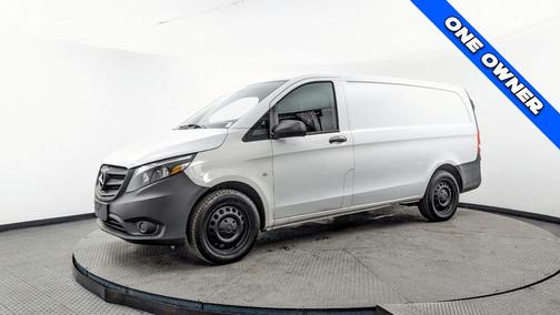2020 Mercedes-Benz Metris Base