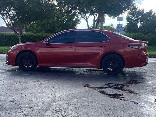 2022 Toyota Camry SE