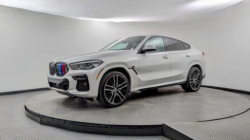 2022 BMW X6 M50i