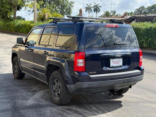 True Blue Pearlcoat 2016 Jeep Patriot Sport