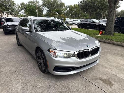 2019 BMW 530 i