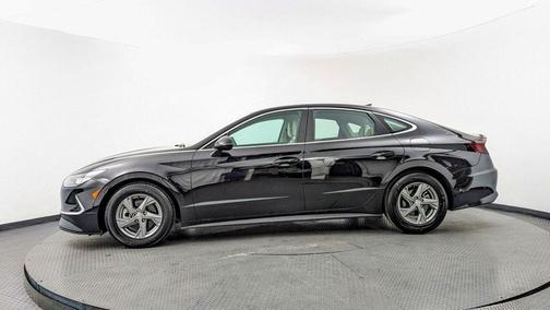 2023 Hyundai SONATA SE