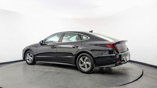 2023 Hyundai SONATA SE
