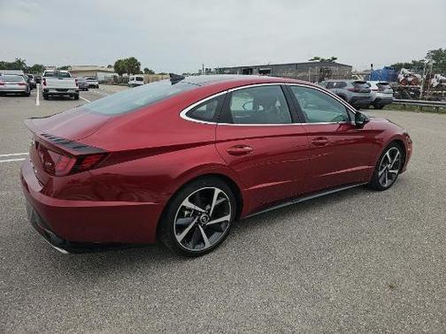 2023 Hyundai SONATA SEL Plus