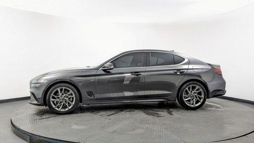 2022 Genesis G70 2.0T