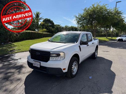 2022 Ford Maverick XL