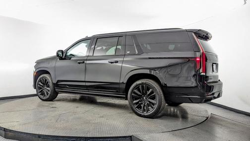 2022 Cadillac Escalade ESV Sport