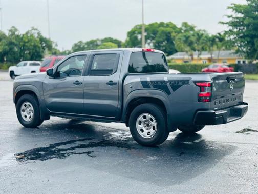 2022 Nissan Frontier S