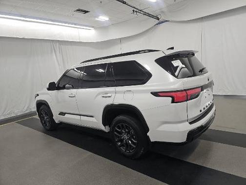 2023 Toyota Sequoia Platinum