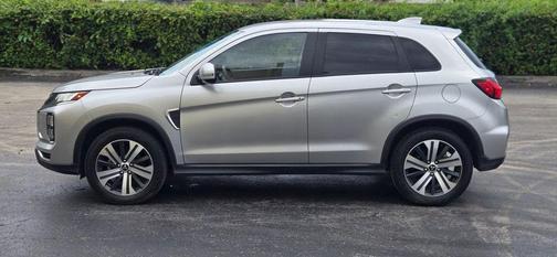 2024 Mitsubishi Outlander Sport SE
