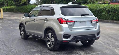 2024 Mitsubishi Outlander Sport SE
