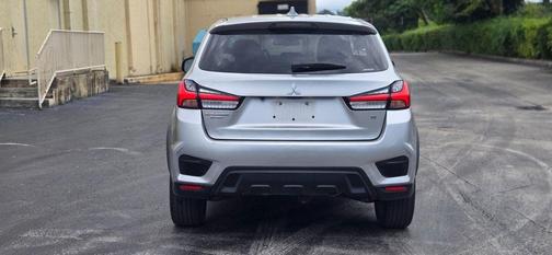 2024 Mitsubishi Outlander Sport SE