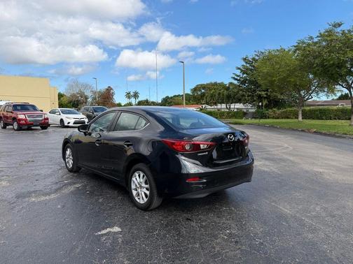 2018 Mazda Mazda3 Sport