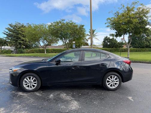 2018 Mazda Mazda3 Sport