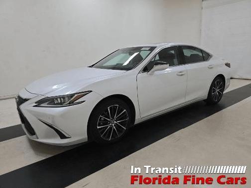 2024 Lexus ES 300h 