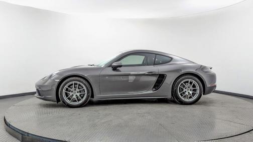 2021 Porsche 718 Cayman T