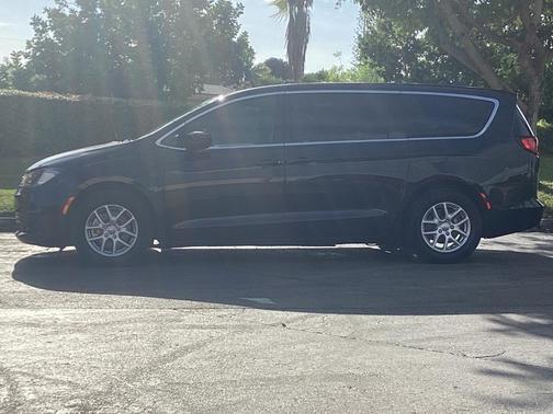 2018 Chrysler Pacifica LX