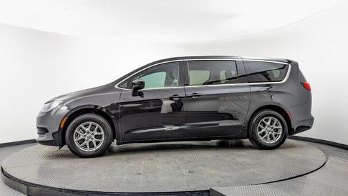2018 Chrysler Pacifica LX