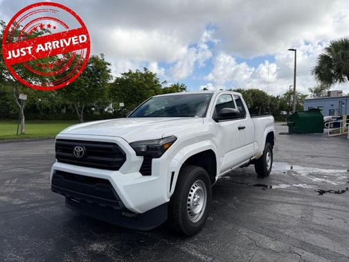 Ice 2024 Toyota Tacoma SR