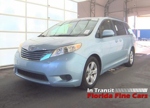 2015 Toyota Sienna LE