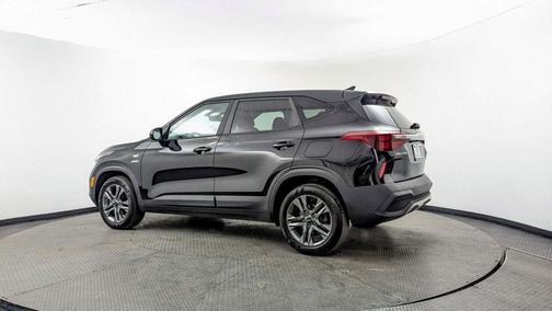 2022 Kia Seltos LX