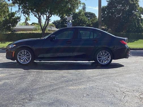 2023 BMW 330 i
