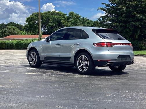 2019 Porsche Macan Base