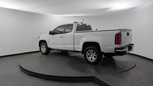 Summit White 2022 Chevrolet Colorado LT