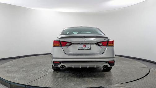 2021 Nissan Altima 2.5 SL