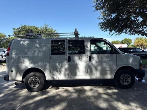 2019 GMC Savana 2500 Work Van