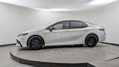 2023 Toyota Camry Hybrid XSE