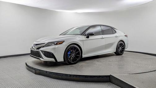 2023 Toyota Camry Hybrid XSE