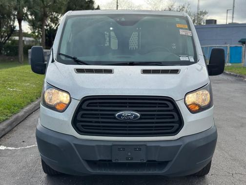 2018 Ford Transit-250 Base